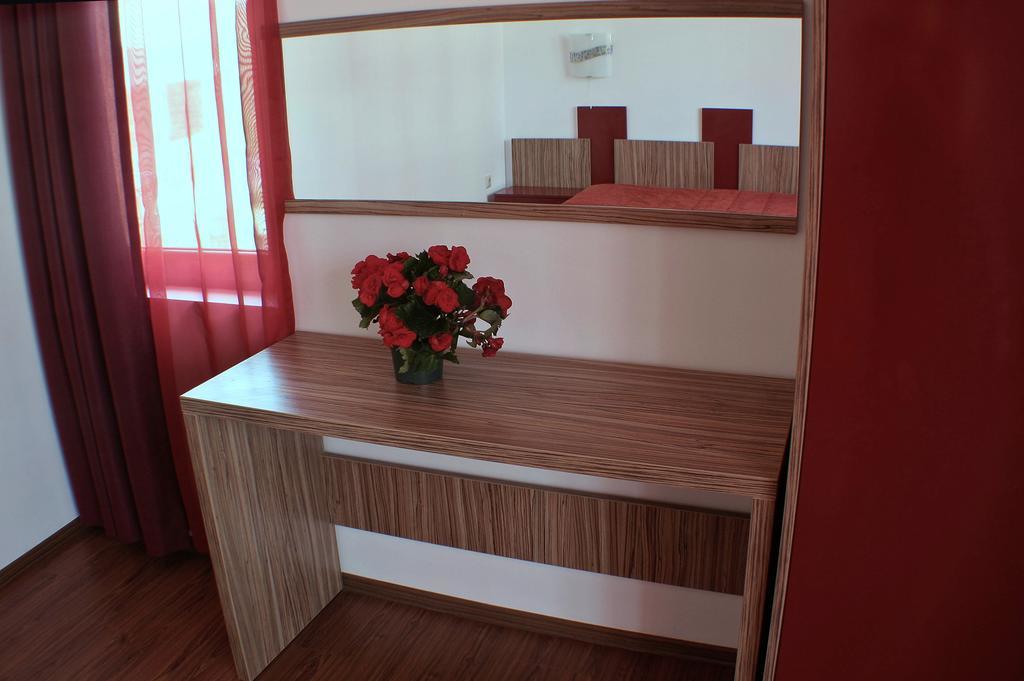 Hotel Apolis Sozopol Exterior photo