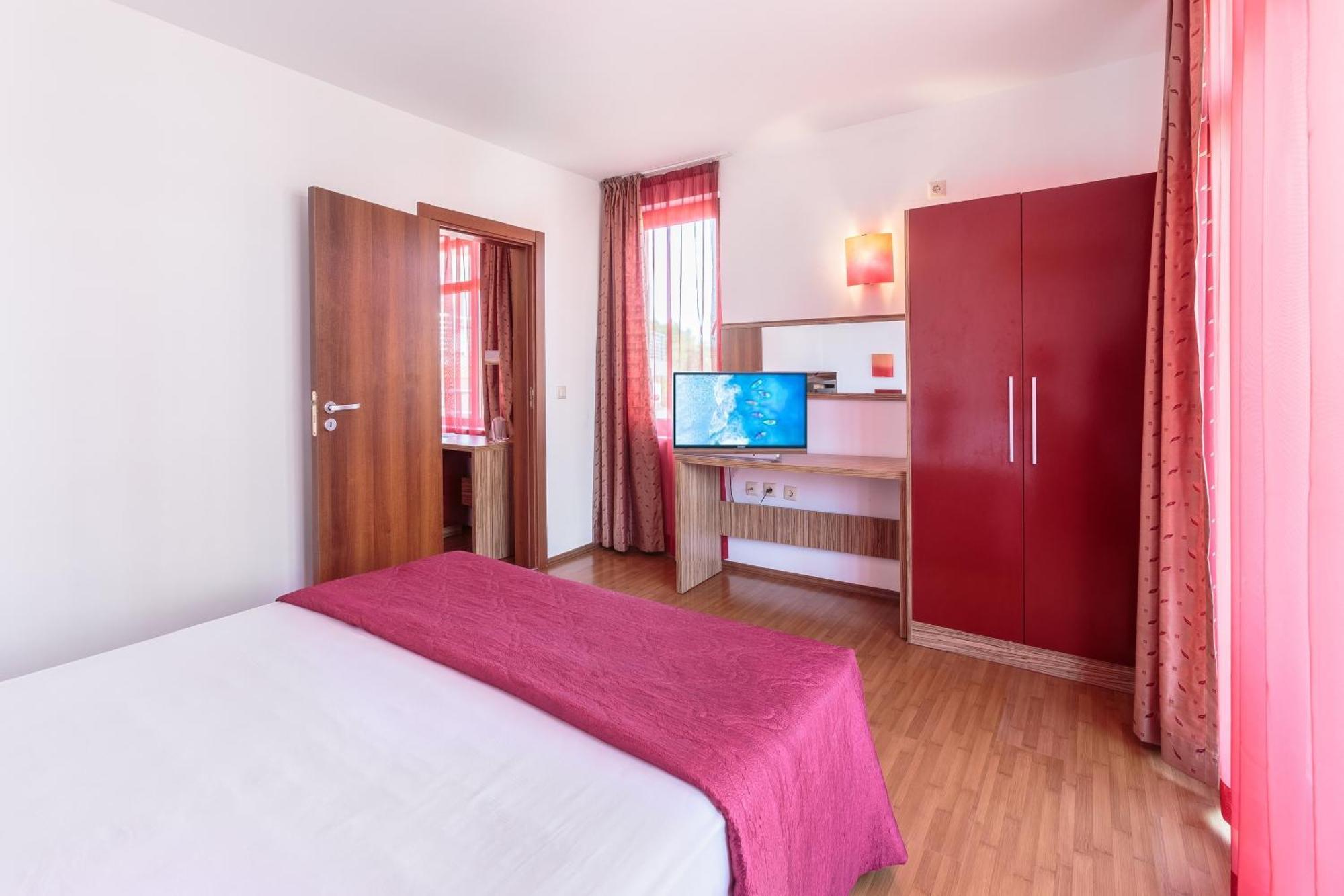 Hotel Apolis Sozopol Exterior photo